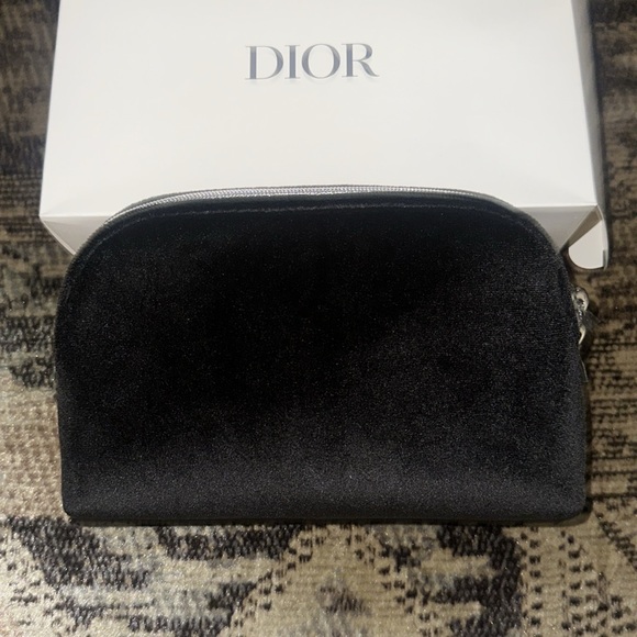Dior Pouch - Picture 2 of 4